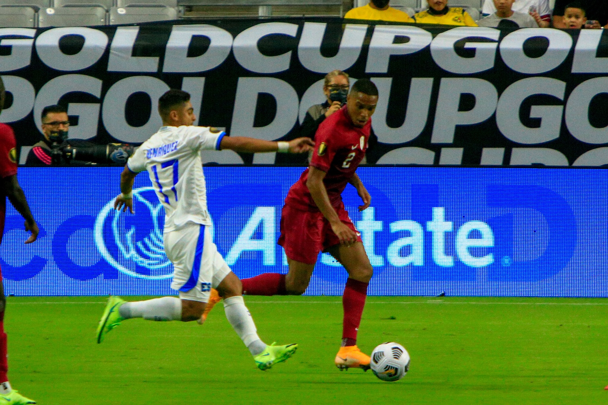Qatar vence a la selección de El Salvador 3-2