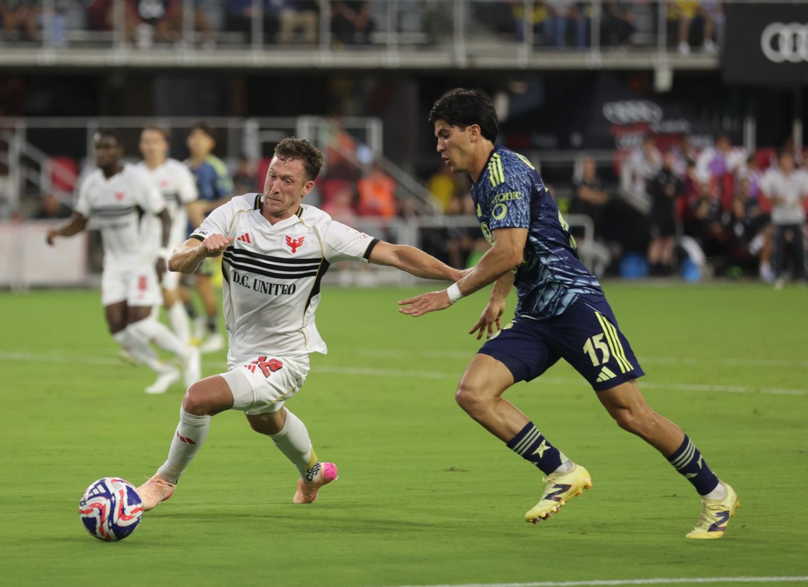 DC United impone respeto ante Club América con un 3-1