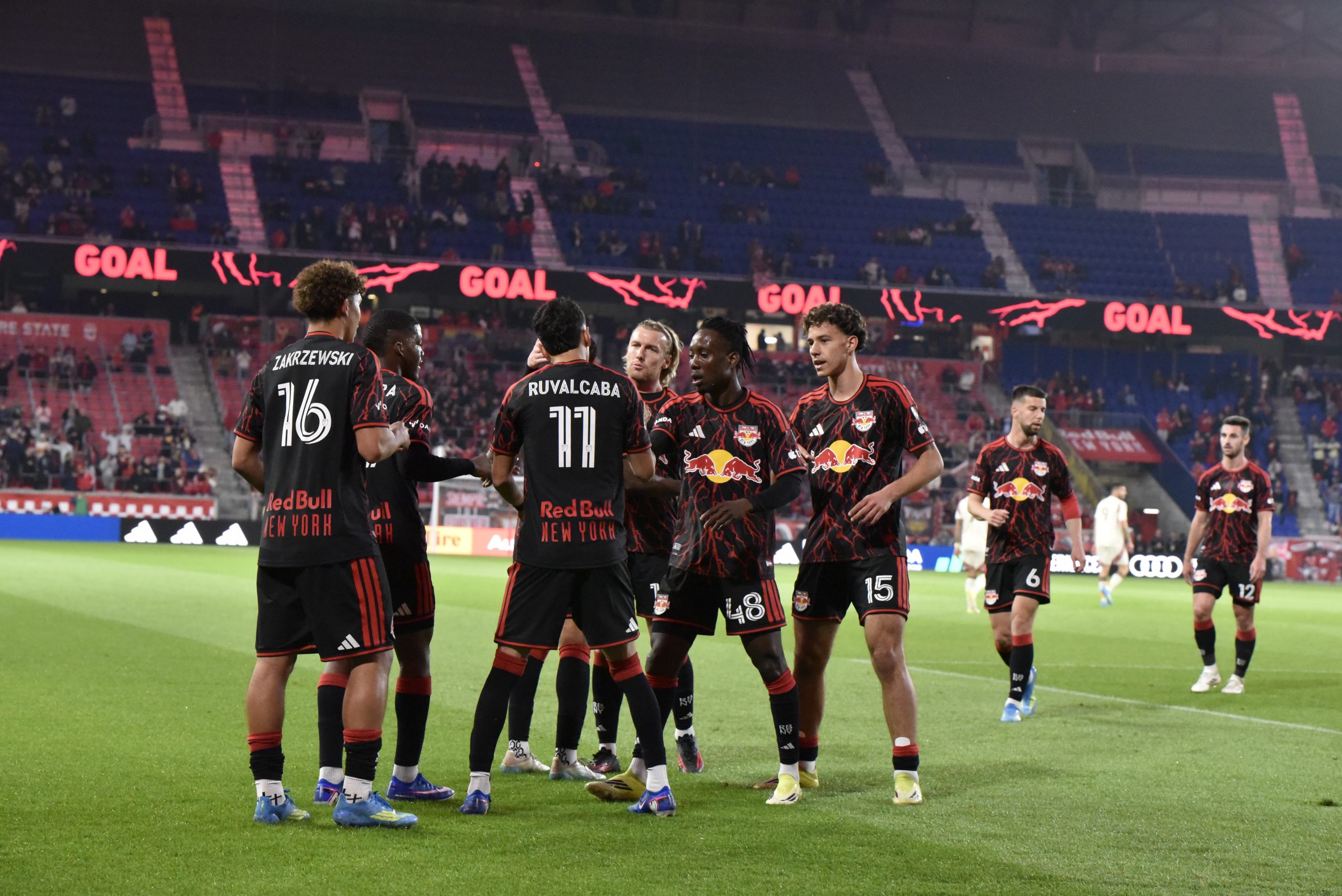 New York Red Bulls 4-4 DC United