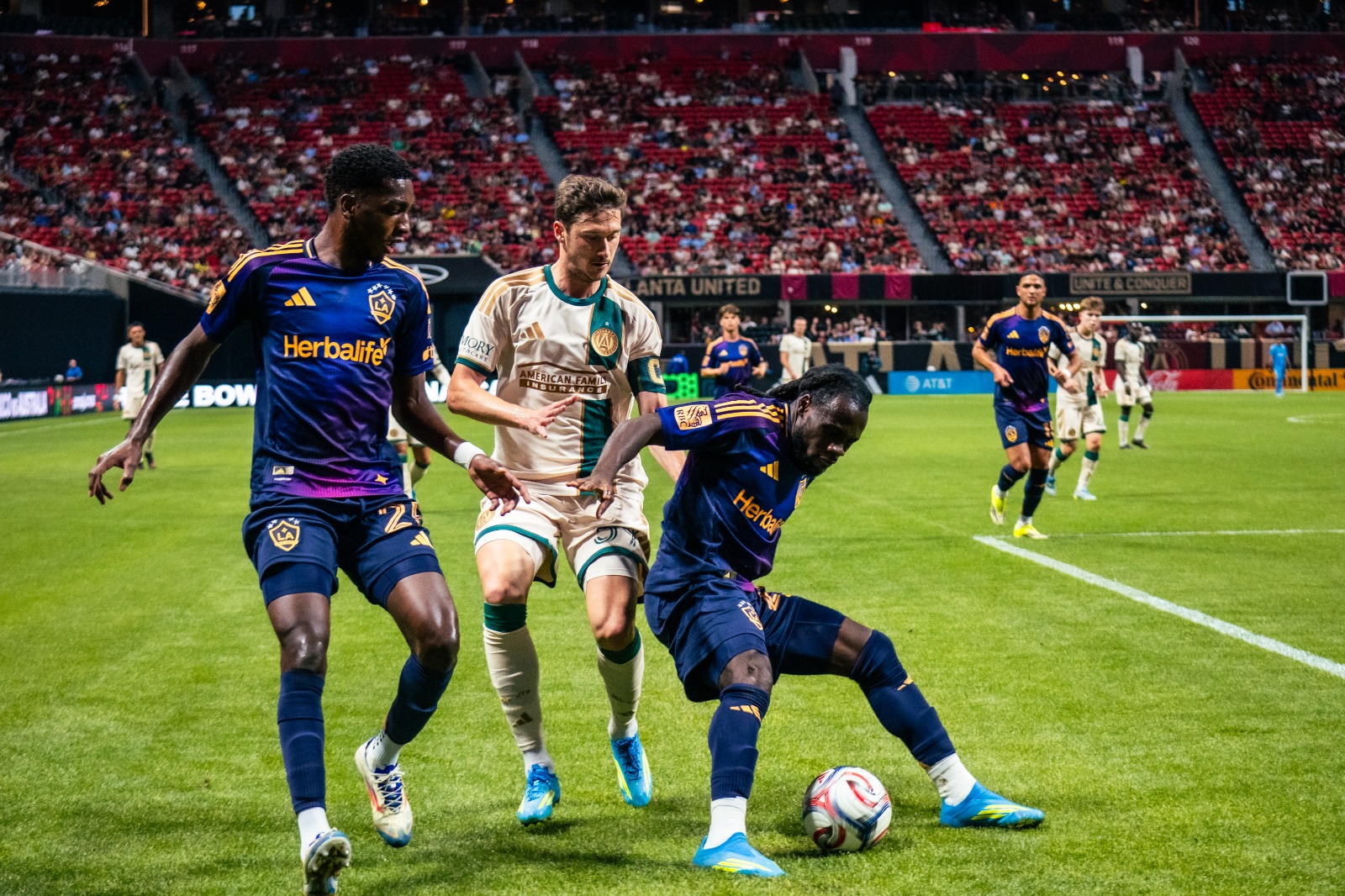 Atlanta United cayó 2-1 ante LA Galaxy